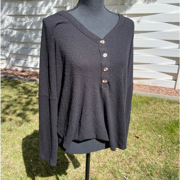 Böhme Black Ribbed Button Up Sweater - Picture 1 of 3